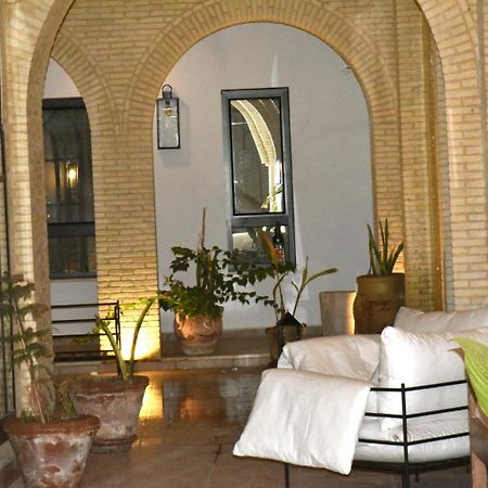 Maison D'Hotes Villa Fatima Tozeur Exterior foto
